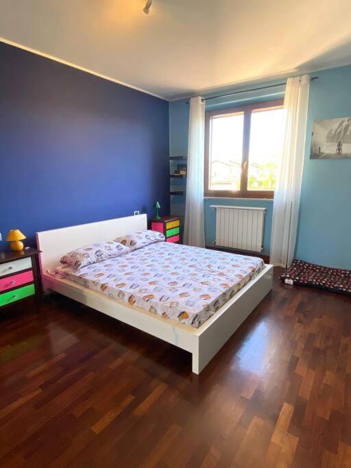 Intero Bilocale Con Terrazzo Vicino A Milano Apartment Mairano Exterior photo
